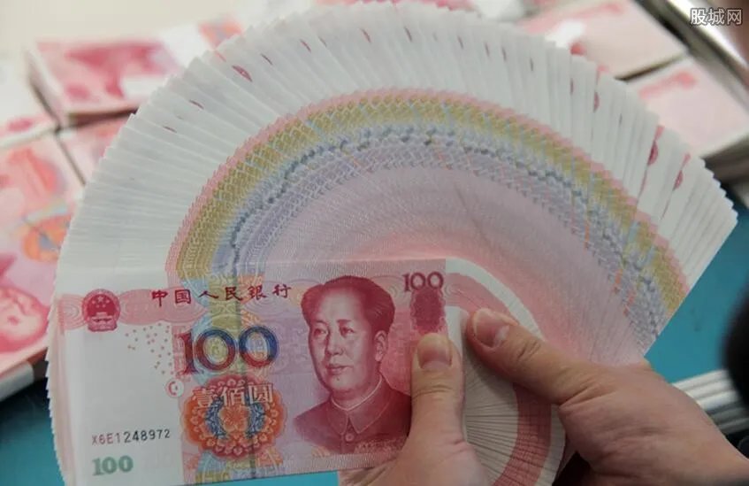 三四线消费逆袭 人们收入增高花钱也大方了