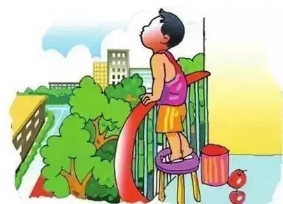 幼童坠落阳台频发警示了什么？