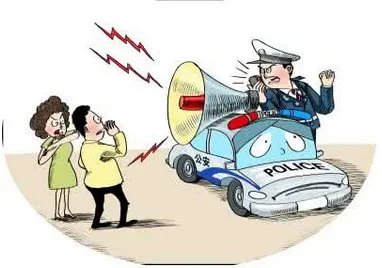 为什么交通辅警与市民对骂?
