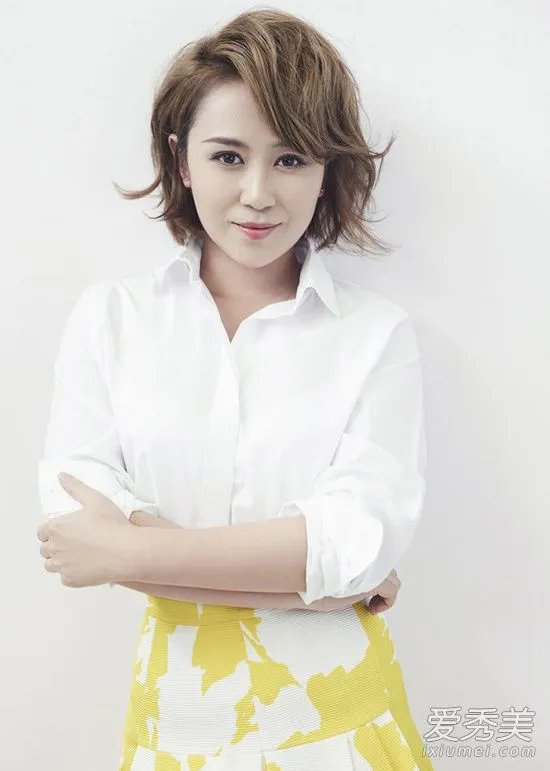 马丽首曝婚纱照，另一半是谁？