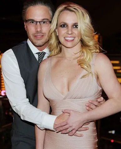 布兰妮格莱美表演引轰动  昔日女神先进近况分享