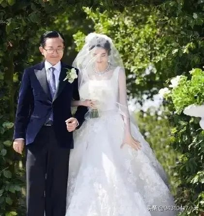 如何委婉地劝说我爸不要再睡在我妈的房间了？