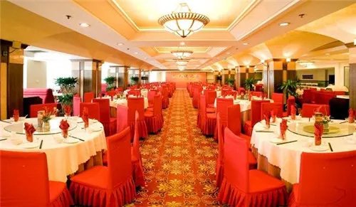 亚洲大酒店婚宴价格是多少  新人如何挑选婚宴酒店