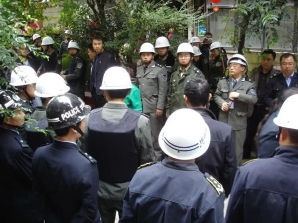 公安赴柬捣毁诈骗事件经过如何？