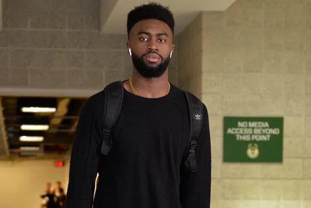 巴克利因为什么事对格林道歉？