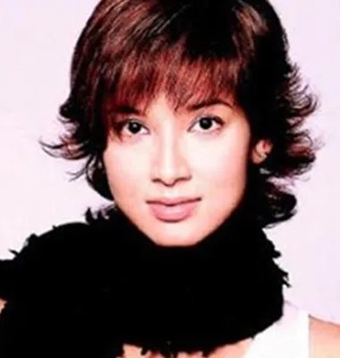 郑雪儿三级历史被扒出 婚后现身显老态