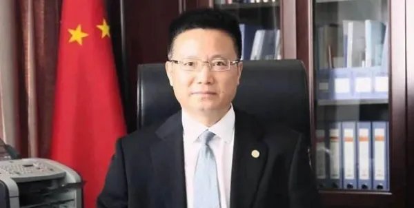 王清远，身为成都大学校长，其苦楚，又有谁能懂？