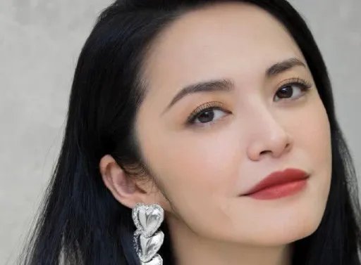 姚晨和曹郁是什么关系？曹郁得过奖吗？