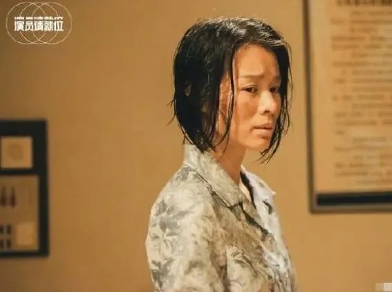 胡杏儿隔空为大儿子庆生是怎么回事