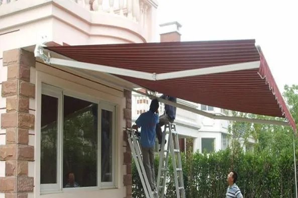 遮阳棚伸缩式雨棚怎么打开