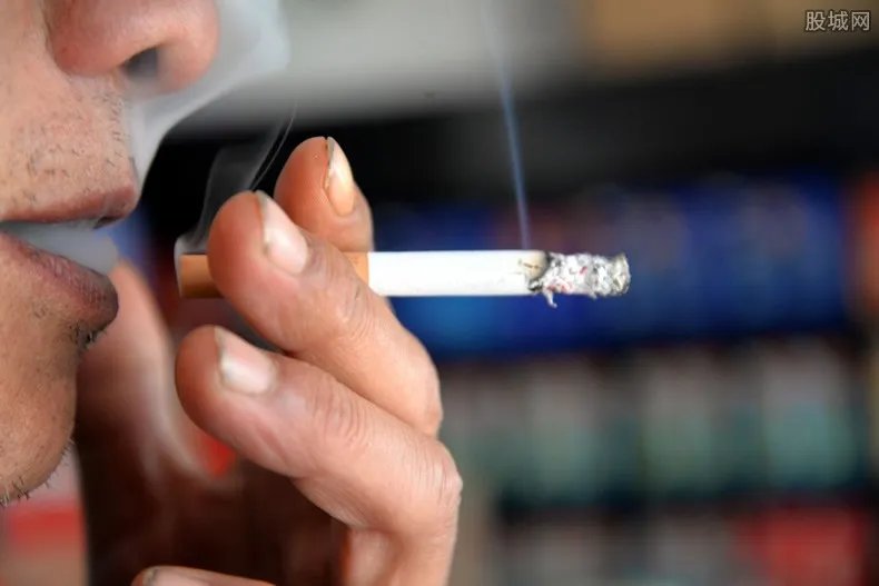 深圳最严禁烟令 深圳史上最严“烟令”这样抽烟被罚款