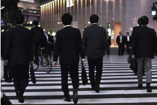 日本银行推周休四天工作制，是否获得了当地政府的认可吗？