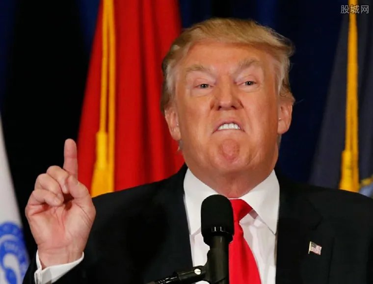 特朗普炮轰谷歌净说他坏话 谷歌股价出现暴跌