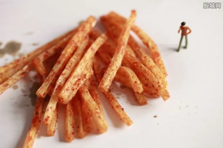 甘肃校园禁售辣条 要提醒孩子别再吃辣条了！