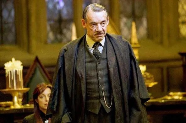 哈利波特死了8个演员是谁 人员名单是哪些角色