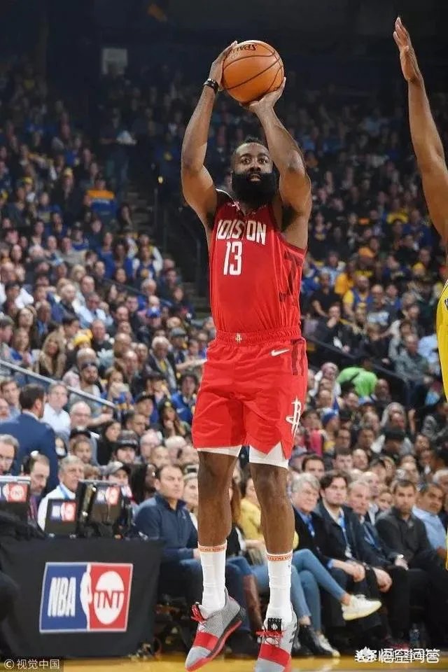 勇士大胜马刺、火箭碾压国王、鹈鹕险胜公牛，2月7日西部排名发生了什么变化？