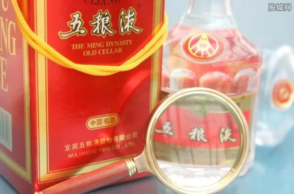 打赌饮6瓶白酒 中国5大最奢华的白酒有哪些