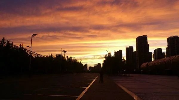 济南出现火烧云，还有哪些地区今年也出现过此现象呢？