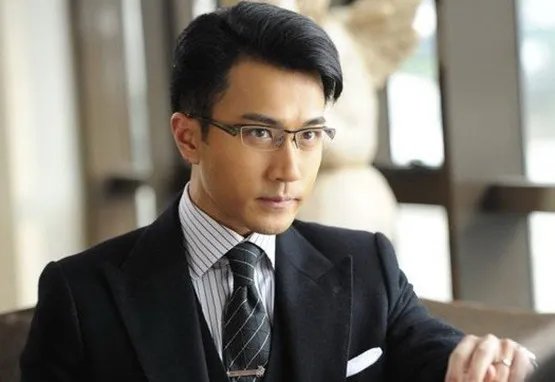 刘恺威想念小糯米 靠看照片解相思