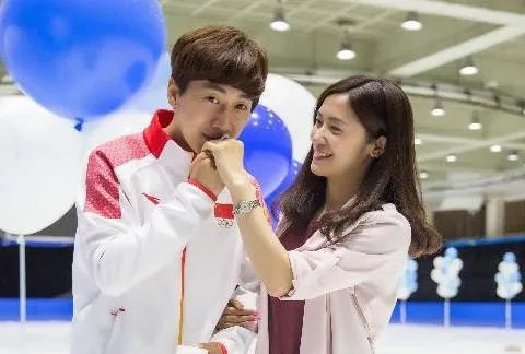 韩天宇耳钉怎么了是什么牌子 韩天宇老婆刘秋宏整容了吗