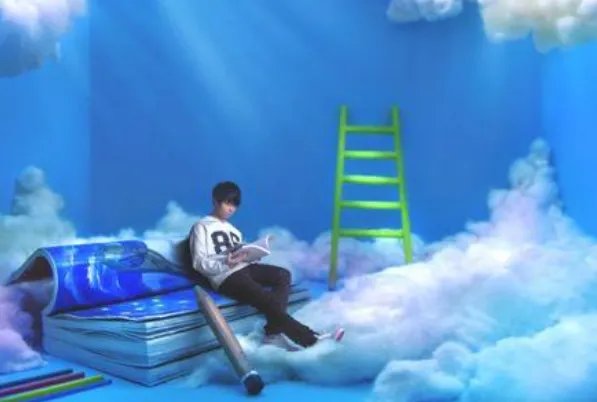 单色凌十大经典歌曲排行榜:《错位节拍》上榜,第四真挚且动人