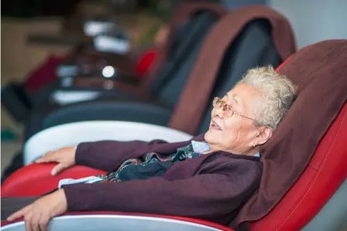 6款钻石婚礼物推荐  父母钻石婚送什么礼物好