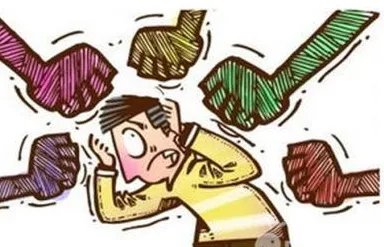 高中生遭追打最后谁解决了？
