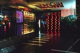 江苏常熟KTV电梯坠亡事故有几人身亡？