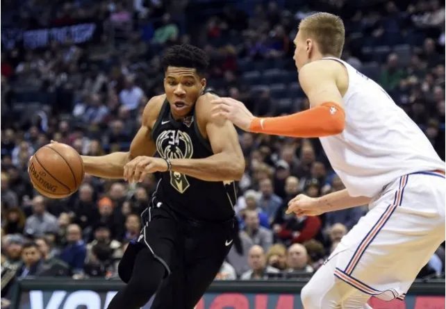 字母哥绝杀尼克斯又立功了吗?