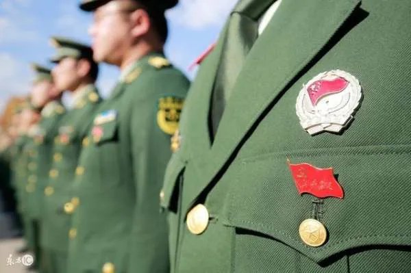 军队非现役文职吧