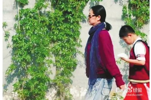 倪萍变老认不出,这世间女子,哪个不会老?