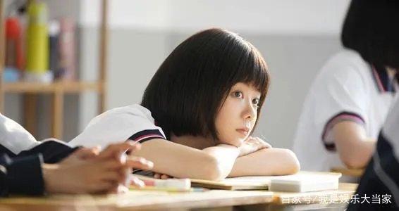 谭松韵回应以家人之名争议，30岁的她凭什么可以演学生？