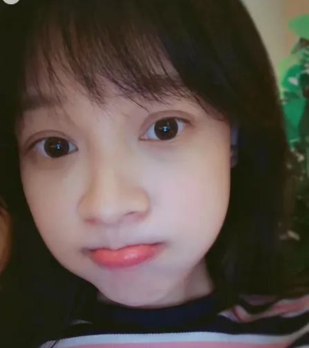 孙怡晒自拍卖萌是怎么回事？