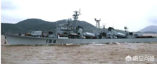 4艘051型驱逐舰同时退役，作为第一代国产驱逐舰，它们都有哪些光荣历史？