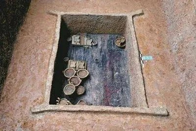 成都现大型崖墓群，还有哪些大型的墓群？