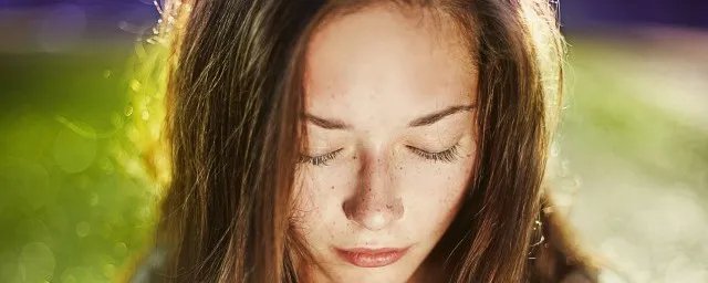 去雀斑的简单方法 3个最简单有效的方法