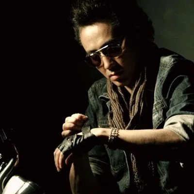 【图】赵欣培和吴秀波图片对比 撞脸似亲兄弟