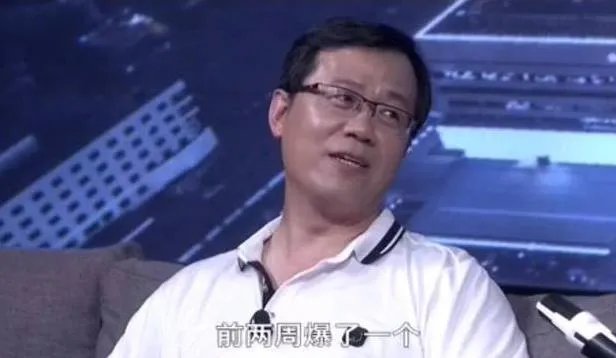 韩雪一家三口同框:想不到女儿都这么大了(图)