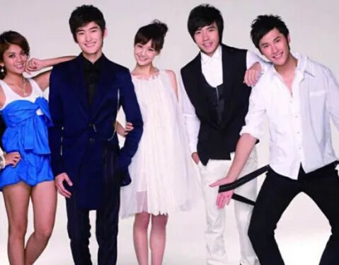 再度降临流星雨剧照曝光 大型青春校园励志偶像剧