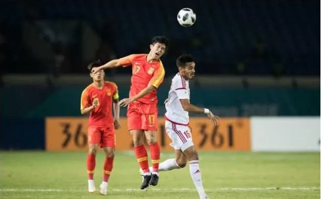 国足如何小组全胜出线的？