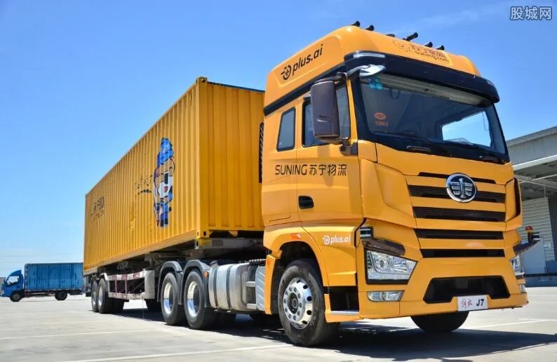 物流无人重卡上路 时速80公里时可实现安全自动驾驶