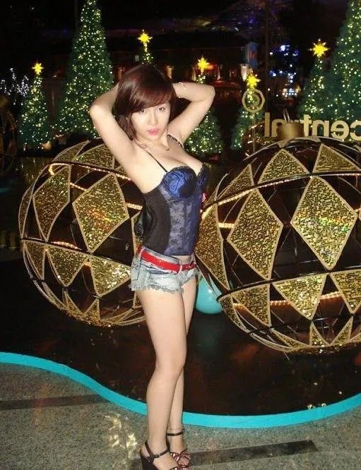 越南少女靠这养家:令国人诧异（图）