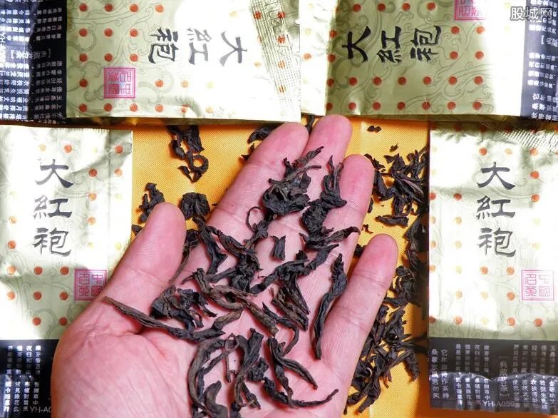 茶企3000吨茶叶被泡老板痛哭 损失近亿元有赔偿吗