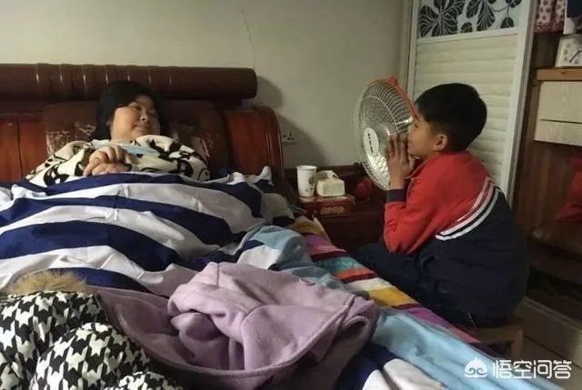 如何看待11岁男孩欠下“巨额债务”？