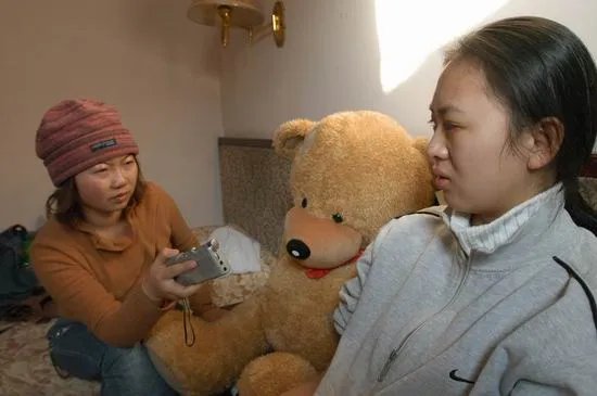 张默殴打童谣事件在被扒出  被逼无奈的幕后真相是什么？