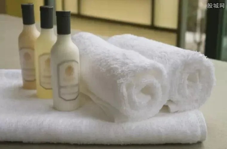 记者卧底酒店客房 酒店的卫生情况竟如此差