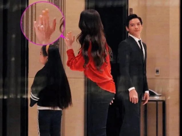 曝袁立登记结婚:当事人还没回应,真假引起网友议论