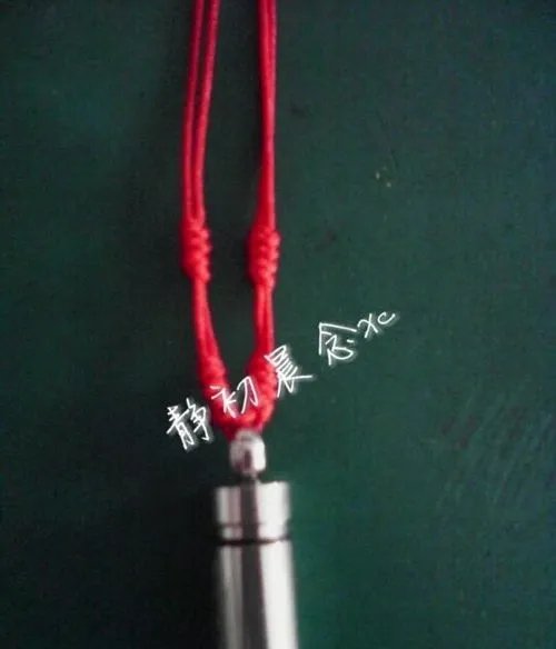 手工编织:红绳项链的简单编法