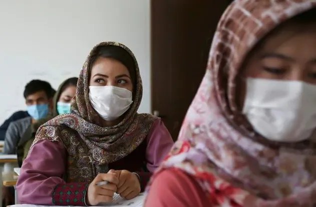 阿富汗禁止女学生在男性场所唱歌，这一禁令的目的是？