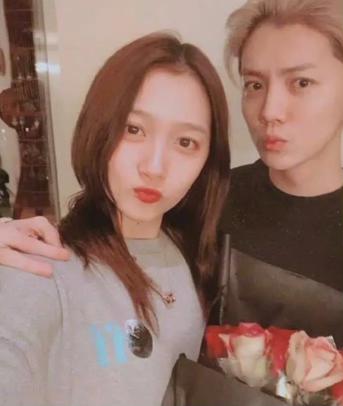 鹿晗被疑与关晓彤分手，你希望他们在一起吗？